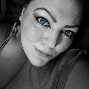 Meet your Posher, Rayna